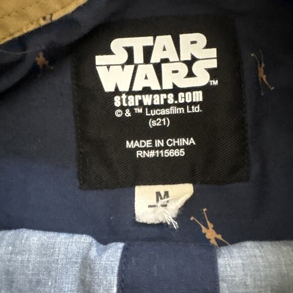 Disney Star Wars Men's Galaxy Hyperspace Light Speed Button Down Shirt Medium - Picture 2 of 8